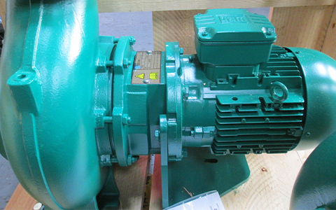 Seawater Transfer for Crab Vessel - Close Coupled Centrifugal Pumps