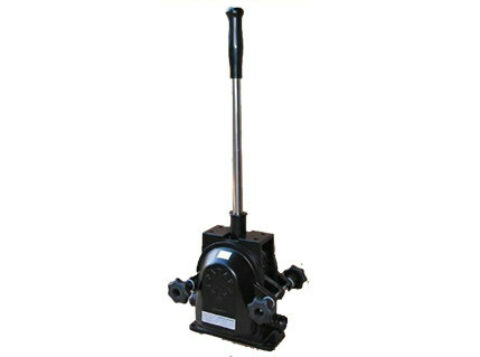 Binda Double Diaphragm Hand Pump